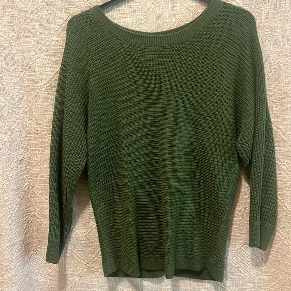 Venus Woman’s Sweater with button down back detail. Size M